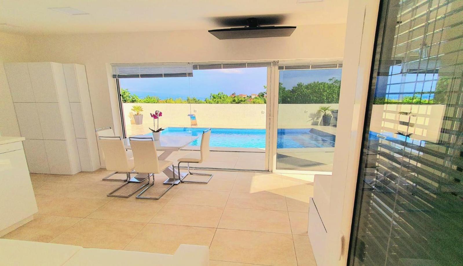 Jacuzzi Penthouse Apartment Matulji Luaran gambar